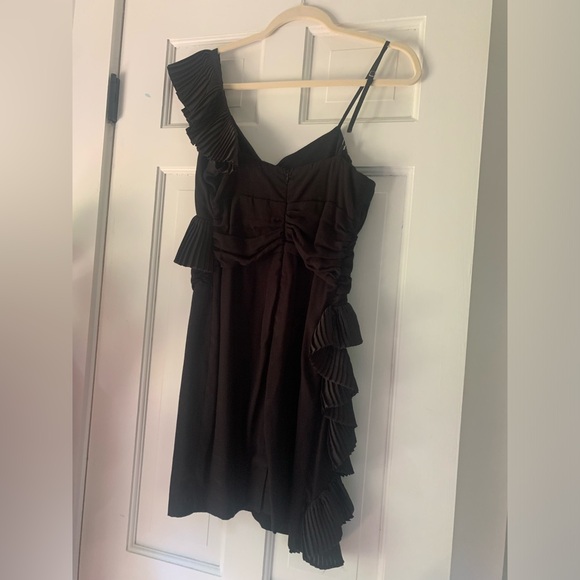 Black Hoco dress - Picture 2 of 2